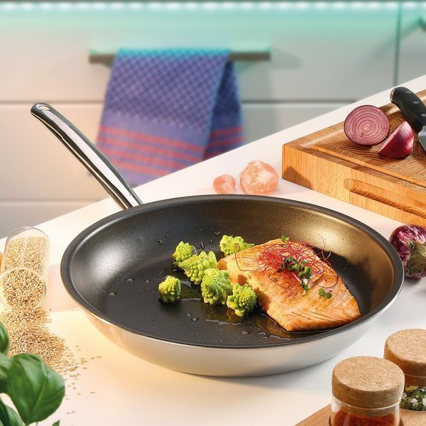 Сковорідка Wok Spring Vulcano Cut Resist Pure 28 см 14-8148-60-28 фото