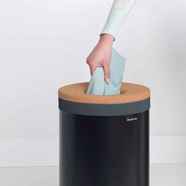 Корзина для белья Brabantia Laundry Bin Matt Black 35 л 120008 фото
