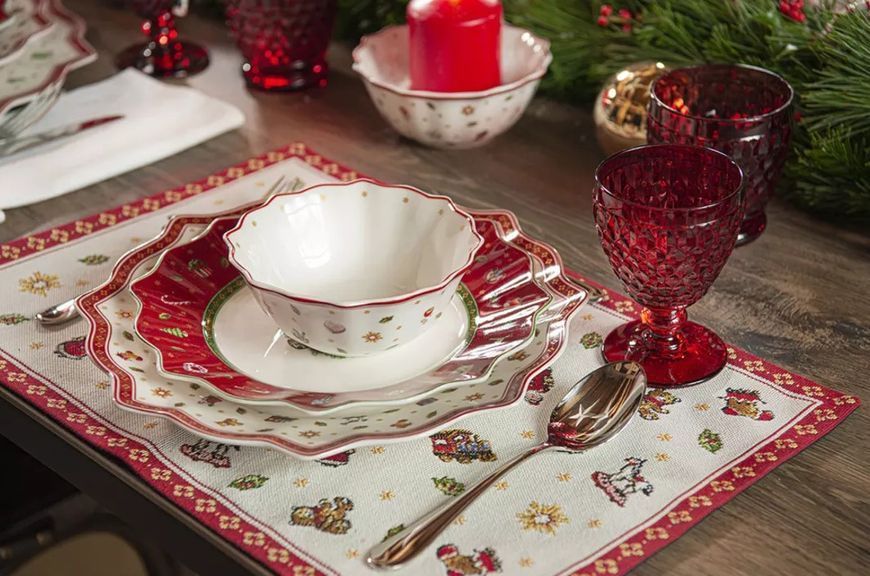 Свічка Villeroy & Boch Essentials 7х9 см червона 3590186015 фото
