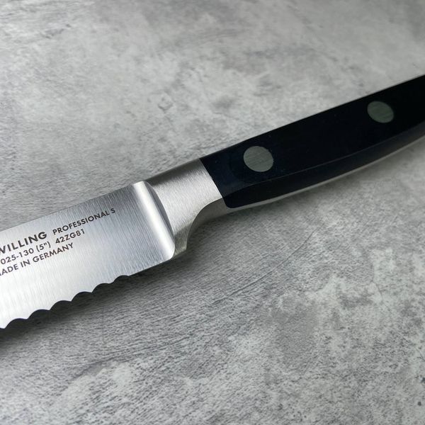 Нож универсальный 13 см Zwilling Professional S с зубчиками 31025-131-0 фото