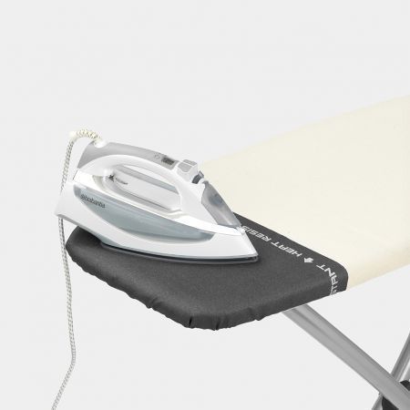 Гладильная доска Brabantia 135х45 см с рамкой для одежды 134807 фото